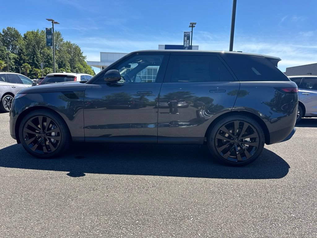 New 2026 Land Rover Range Rover Sport SE AWD/4WD image 2