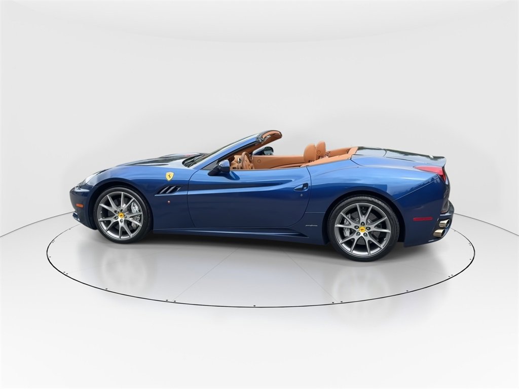 Used 2013 Ferrari California image 5