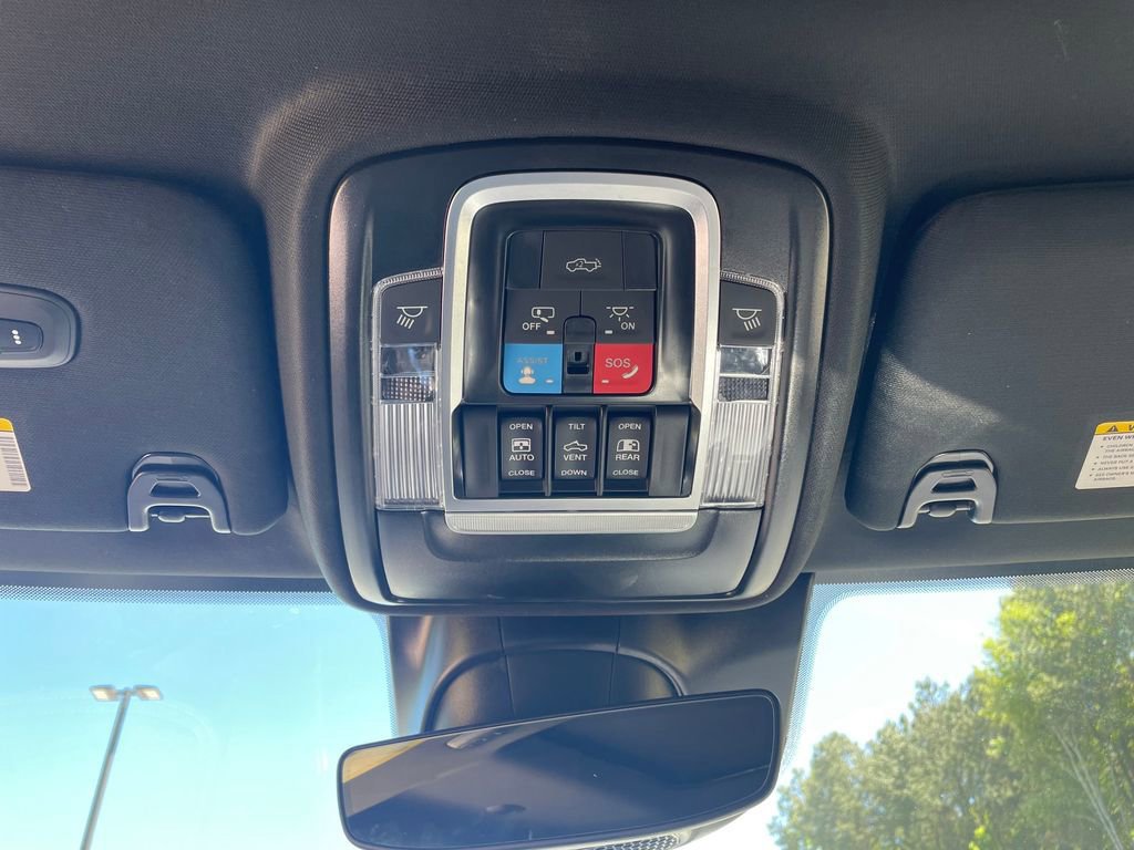 New 2026 RAM 2500 Laramie w/ Night Edition AWD/4WD image 18