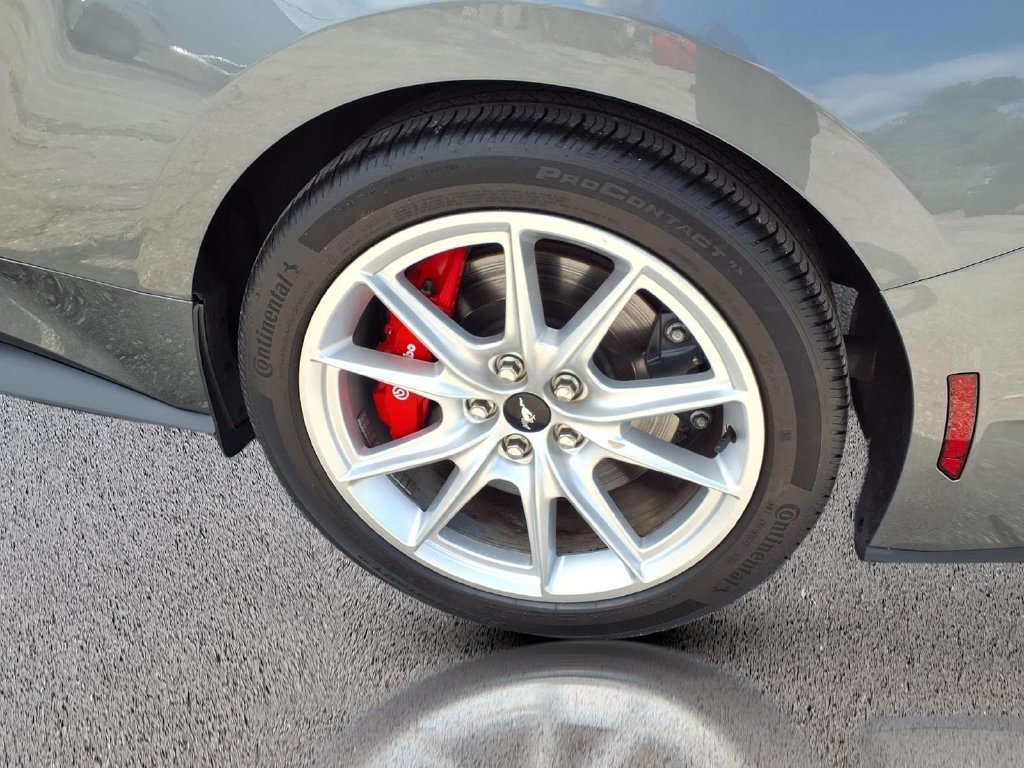 Certified 2025 Ford Mustang GT Premium RWD image 32