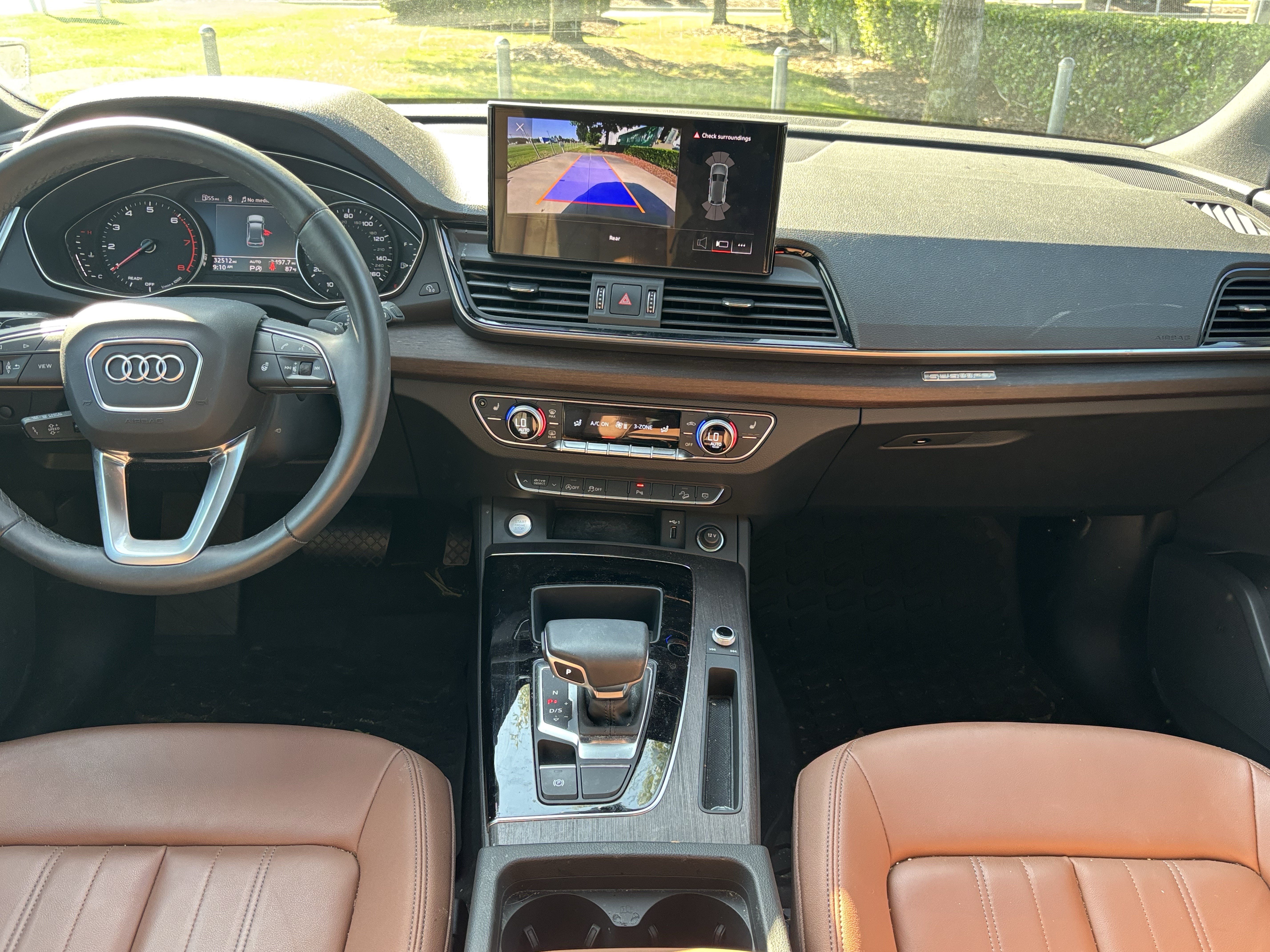 Used 2023 Audi Q5 2.0T Premium w/ Convenience Package AWD/4WD image 32