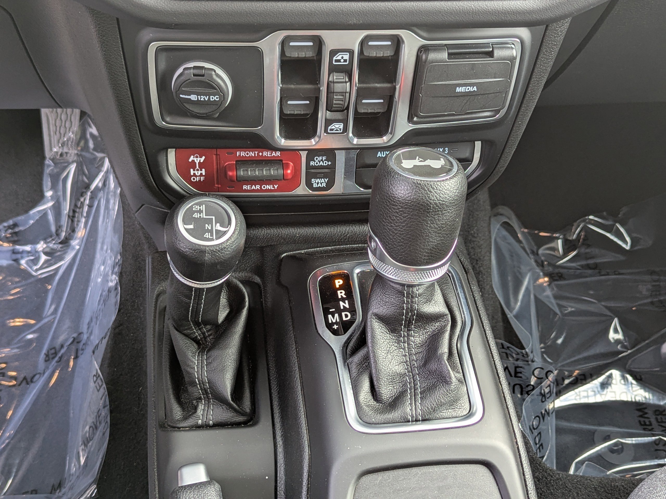 Used 2025 Jeep Wrangler Rubicon image 22