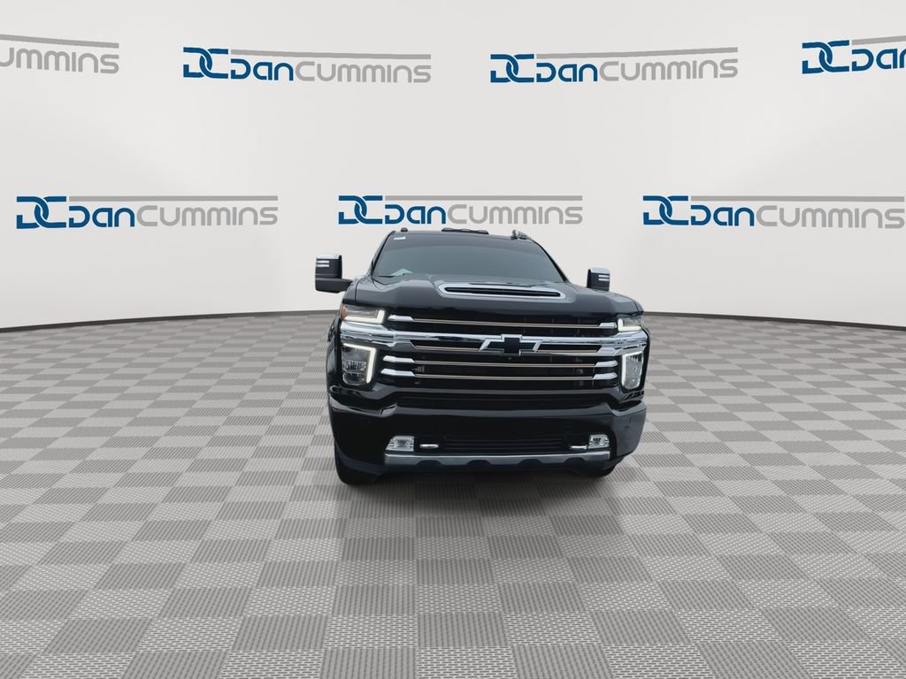 Used 2022 Chevrolet Silverado 3500 High Country image 4