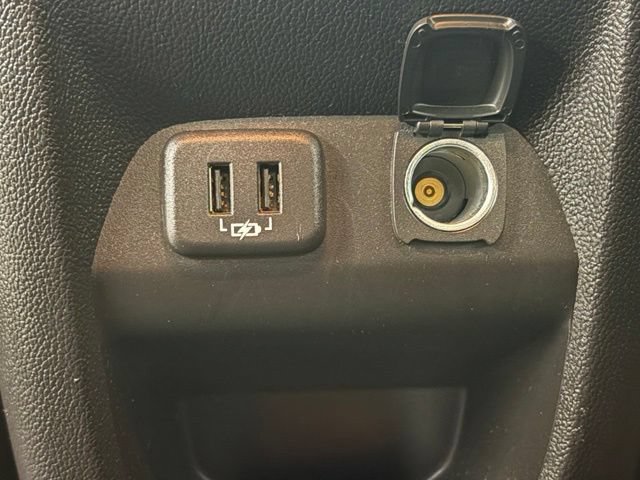 Used 2019 Chevrolet Colorado Z71 AWD/4WD image 10