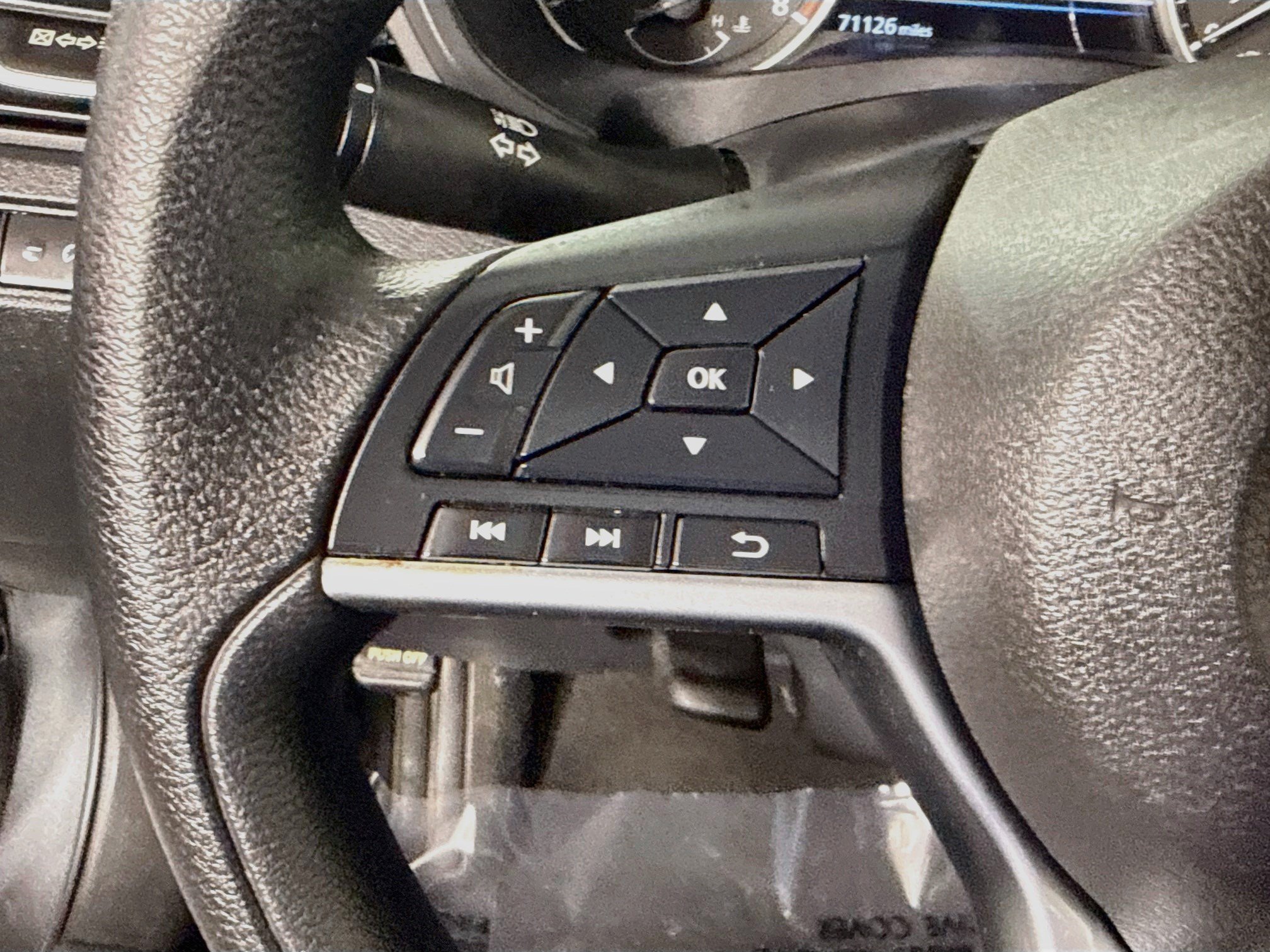 Used 2023 Nissan Altima 2.5 SV FWD image 14