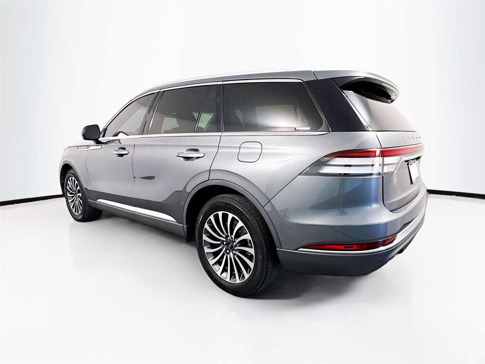 Used 2023 Lincoln Aviator Reserve image 34