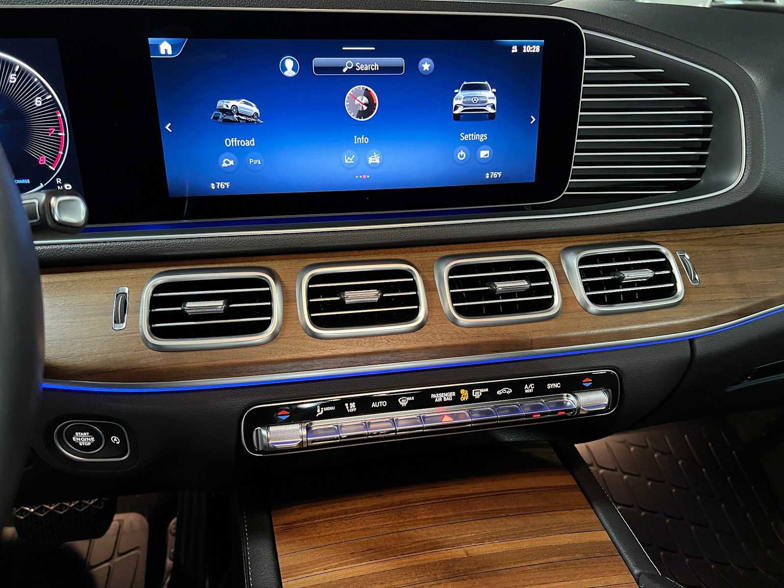 Certified 2024 Mercedes-Benz GLE 350 4MATIC image 30