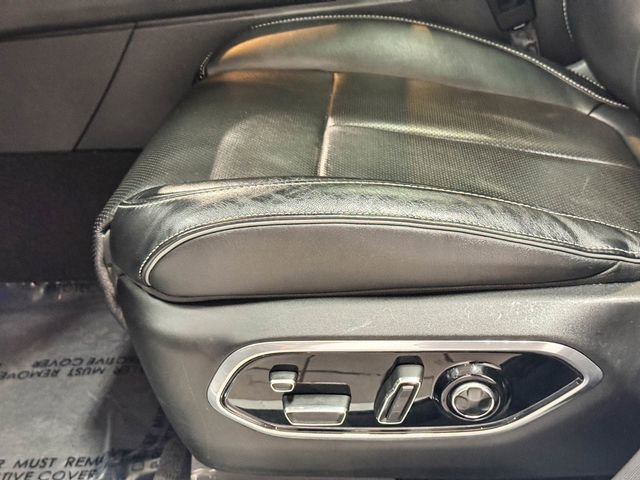 Used 2022 Jeep Grand Cherokee Overland w/ Luxury Tech Group IV image 23