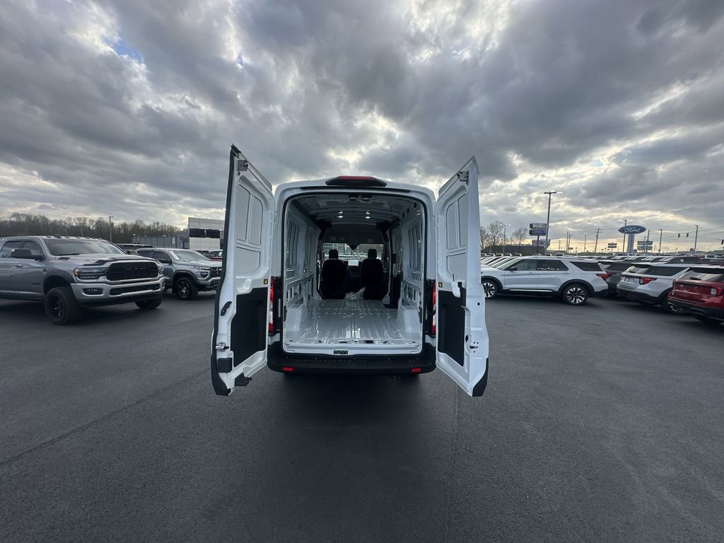New 2026 Ford Transit 250 148 Medium Roof RWD image 25