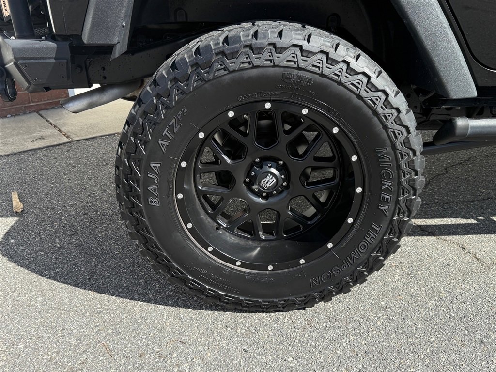 Used 2015 Jeep Wrangler Unlimited Rubicon w/ Dual Top Group image 36