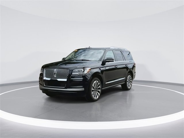 New 2024 Lincoln Navigator Reserve image 3