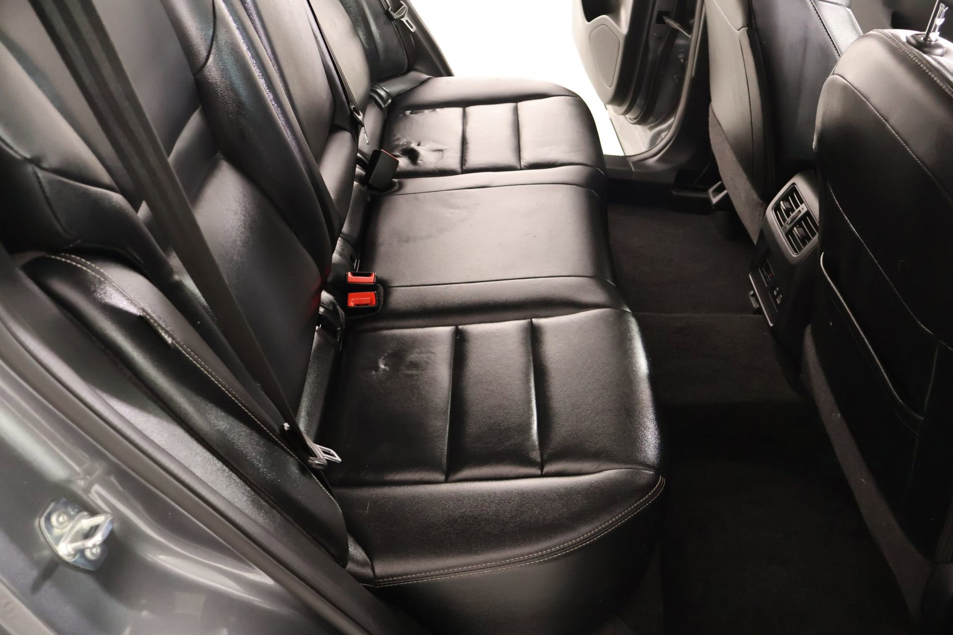 Used 2023 Nissan Rogue SL w/ SL Premium Package FWD image 15