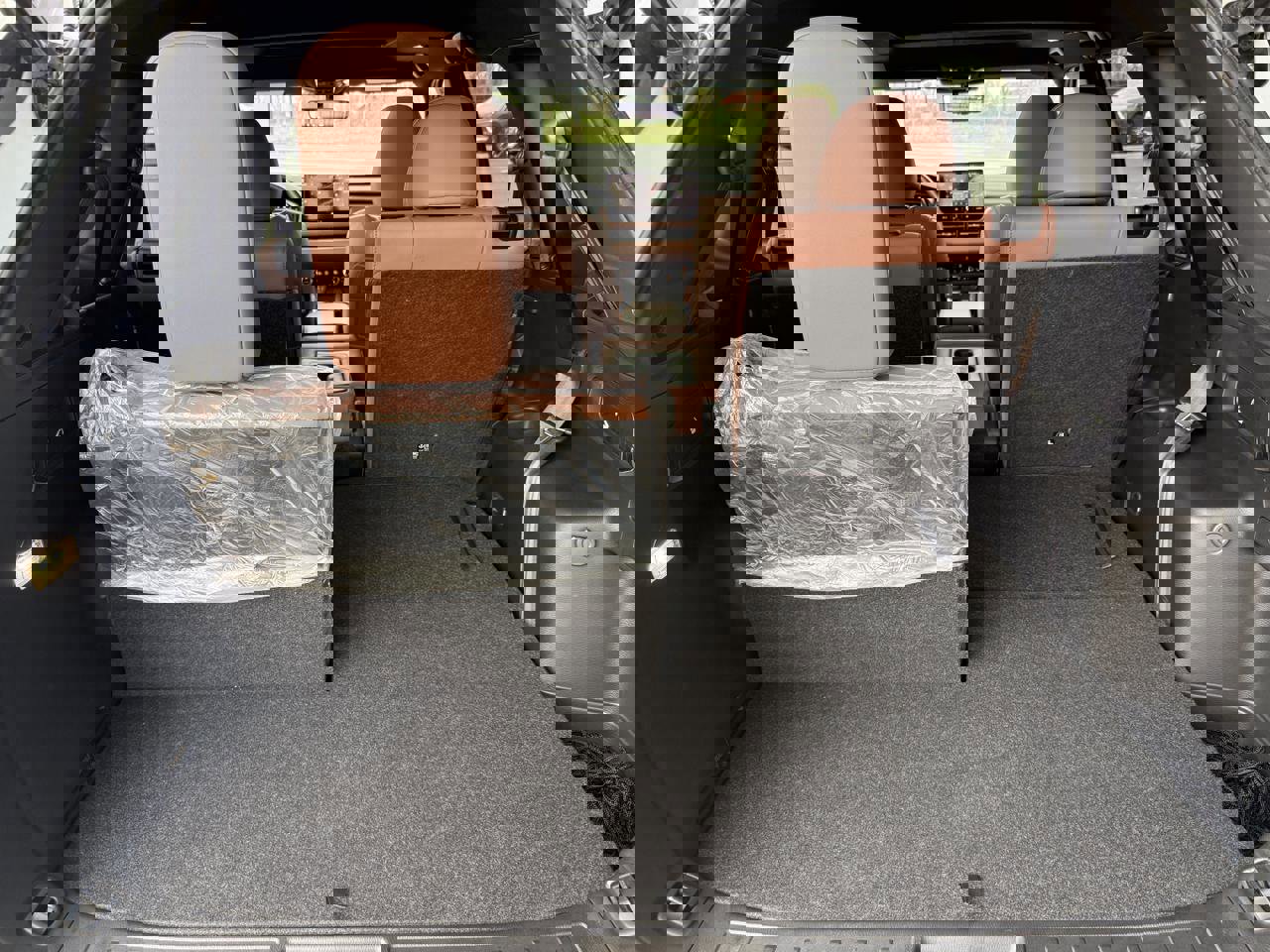 Used 2025 Mitsubishi Outlander SEL image 48