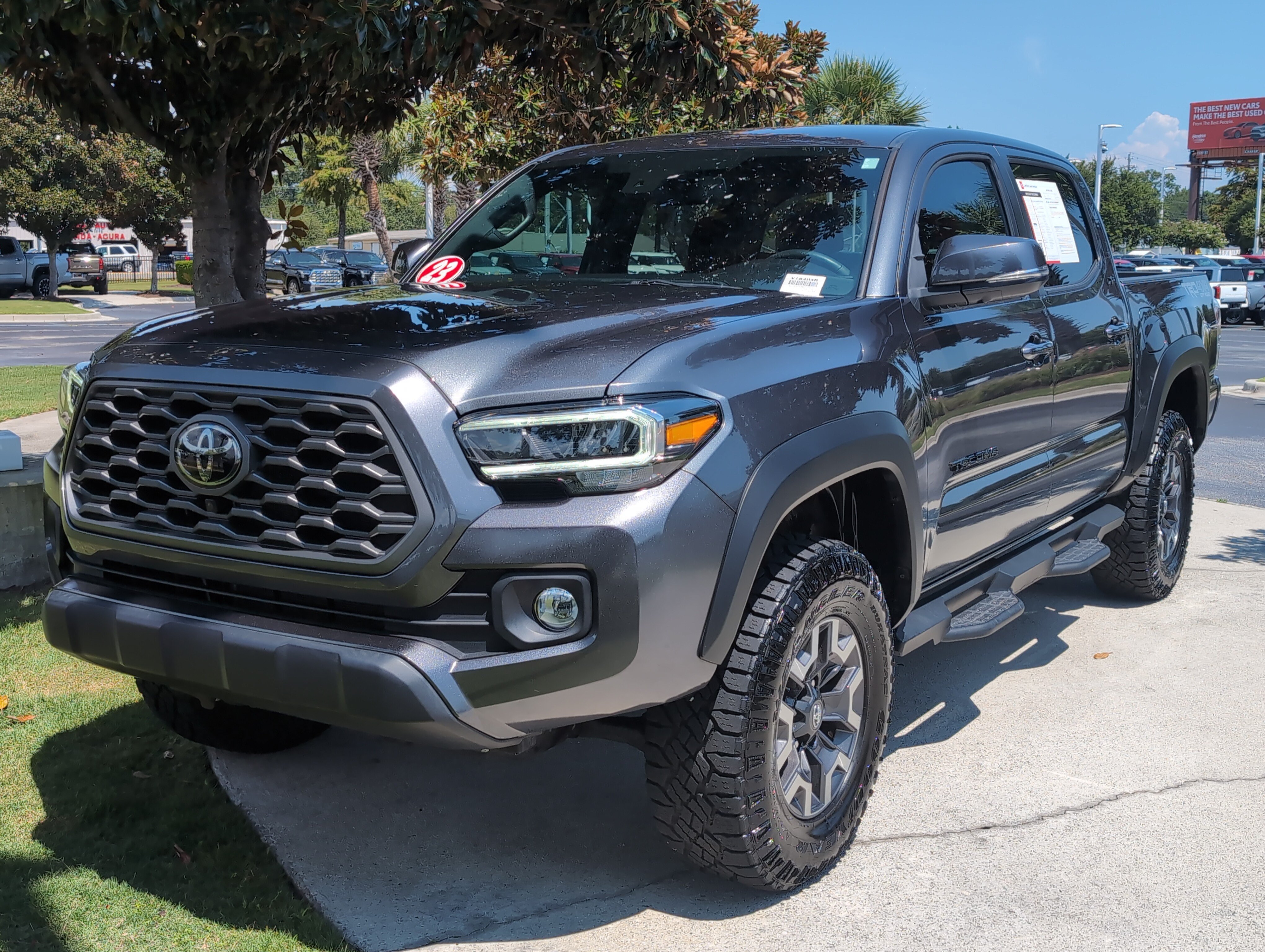 Certified 2023 Toyota Tacoma TRD Off-Road w/ Advanced Technology Package AWD/4WD image 5