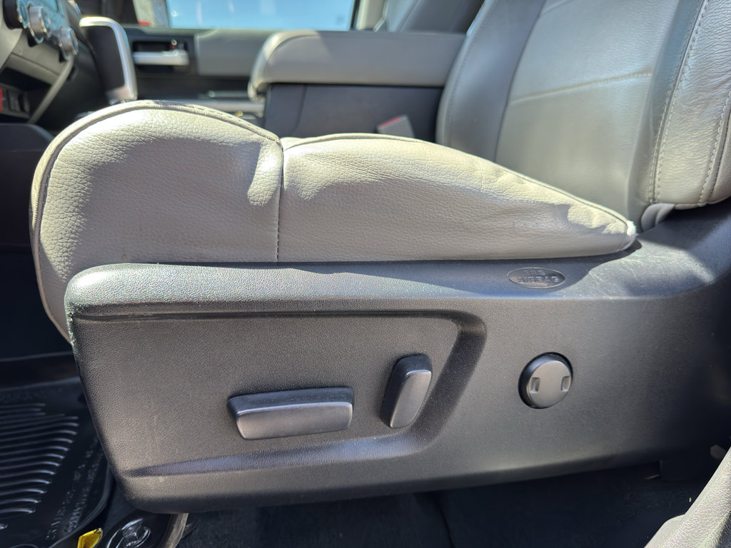 Used 2020 Toyota Tundra Limited w/ Limited Premium Package AWD/4WD image 13
