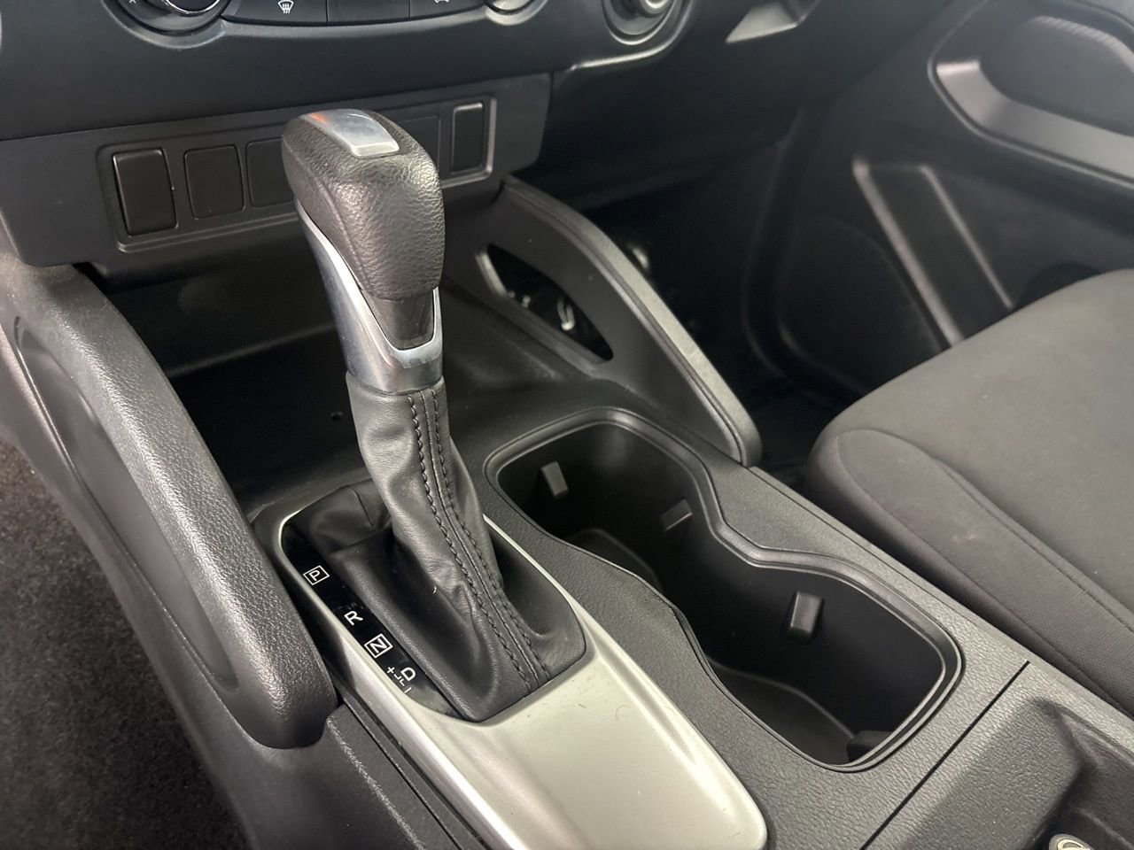 Used 2022 Nissan Frontier S image 17