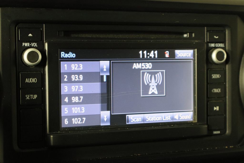 Used 2019 Toyota Tacoma SR image 28