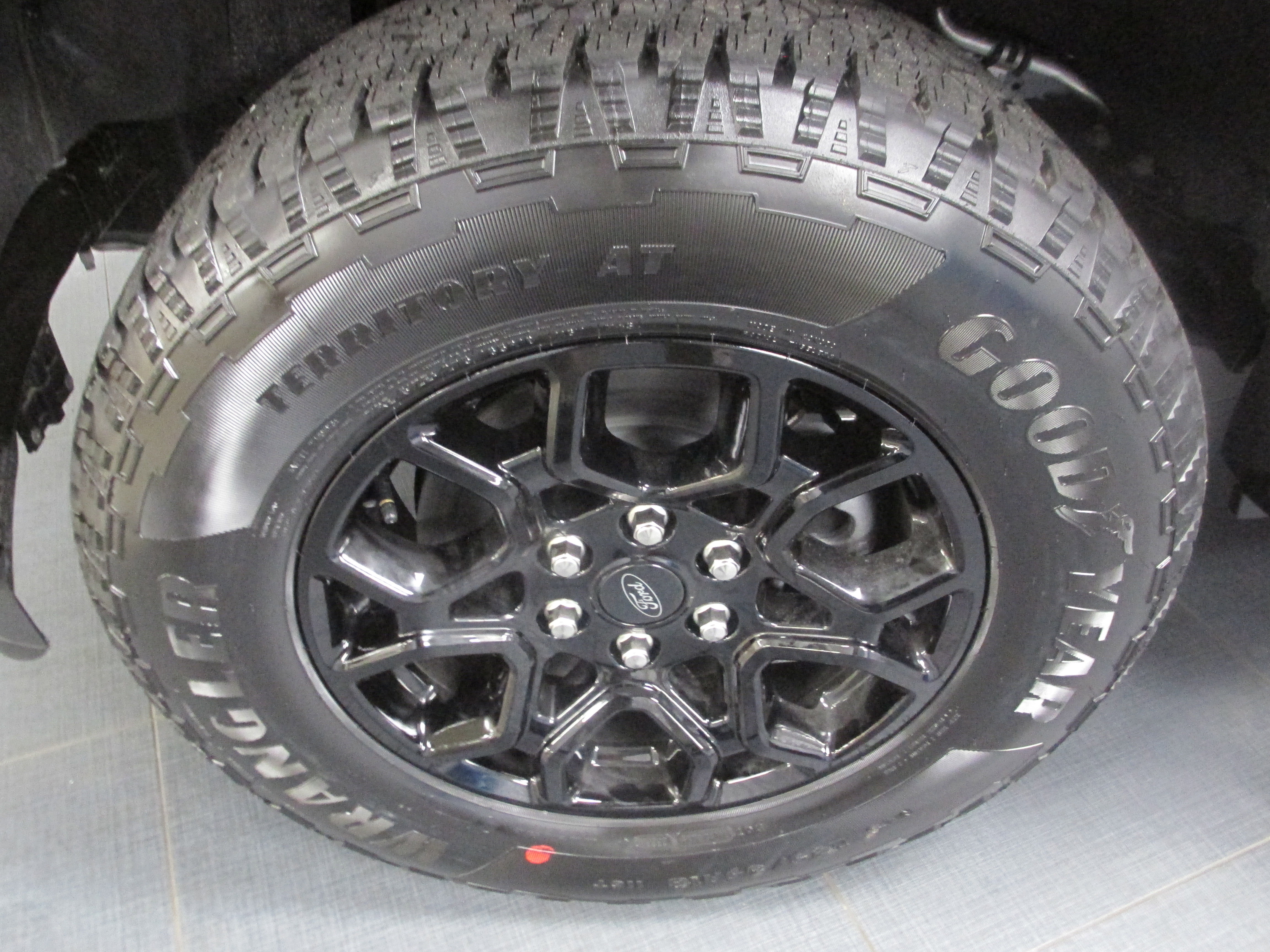 New 2026 Ford F150 XLT w/ Equipment Group 302A MID image 13