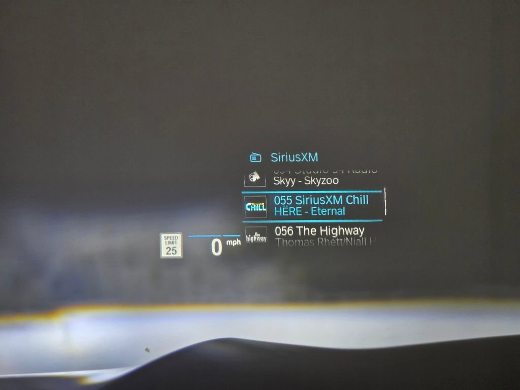 Certified 2023 BMW X6 xDrive40i w/ Premium Package image 29