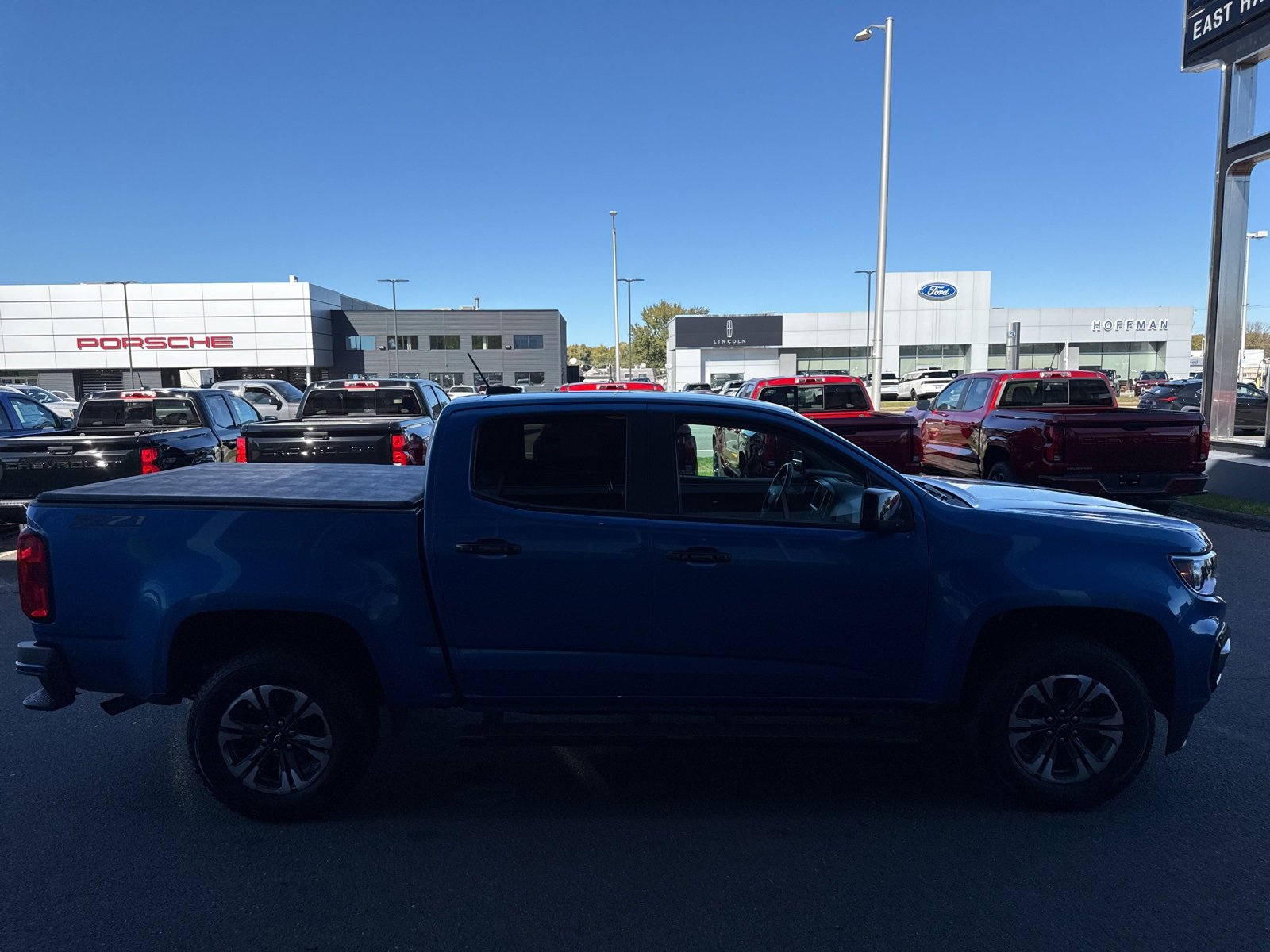 Used 2022 Chevrolet Colorado Z71 image 5