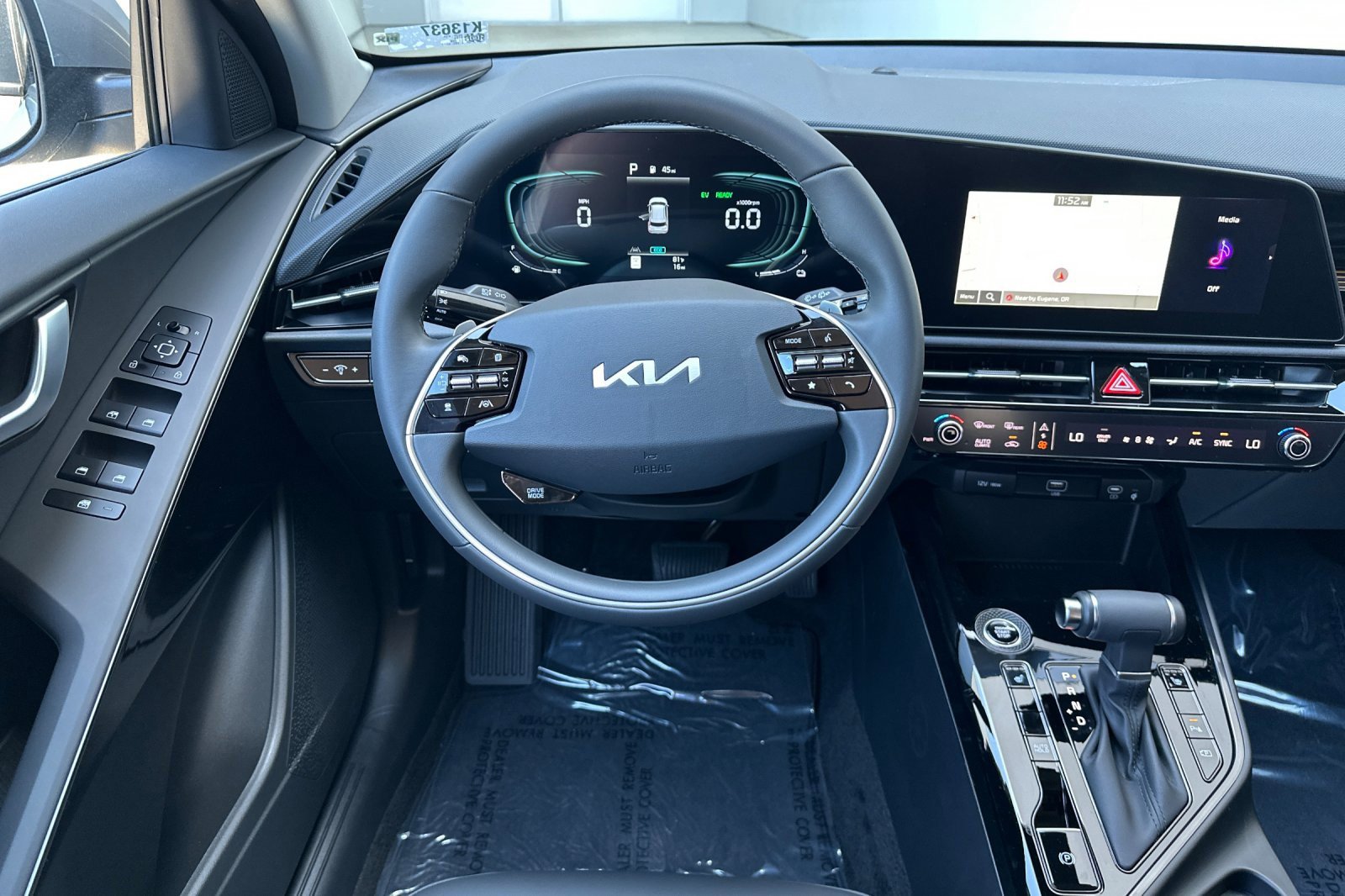 New 2025 Kia Niro EX image 10