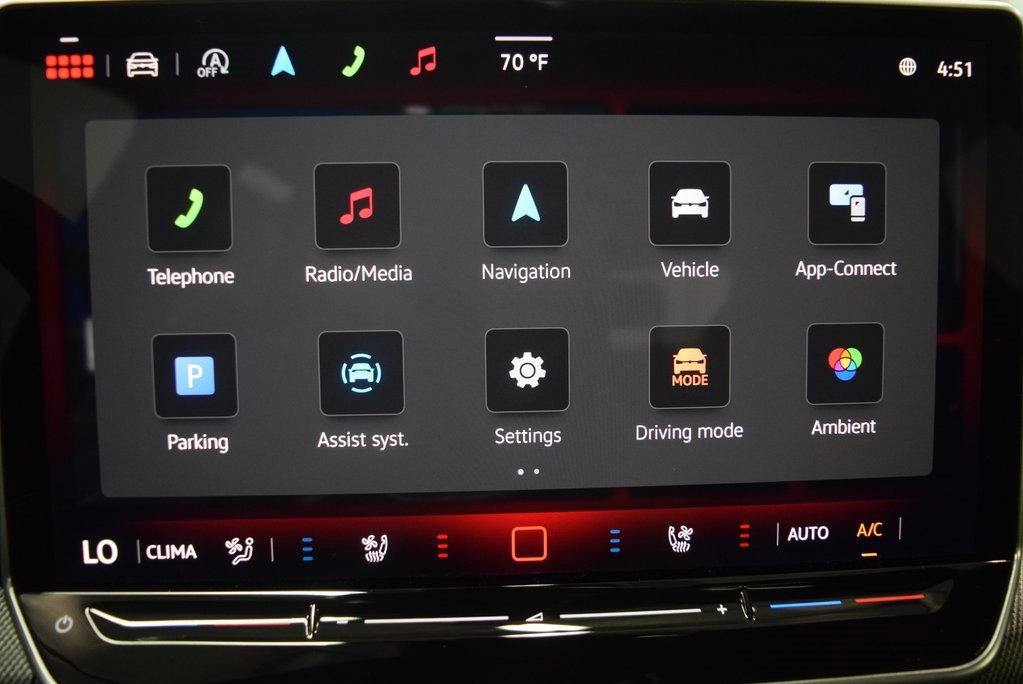 New 2025 Volkswagen GTI SE image 12