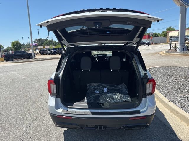 New 2026 Ford Explorer ST-Line RWD image 33