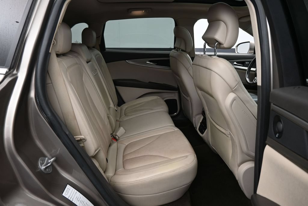 Used 2019 Lincoln Nautilus Reserve AWD/4WD image 35