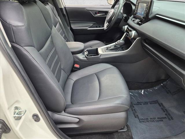 Used 2022 Toyota RAV4 XLE Premium AWD/4WD image 20