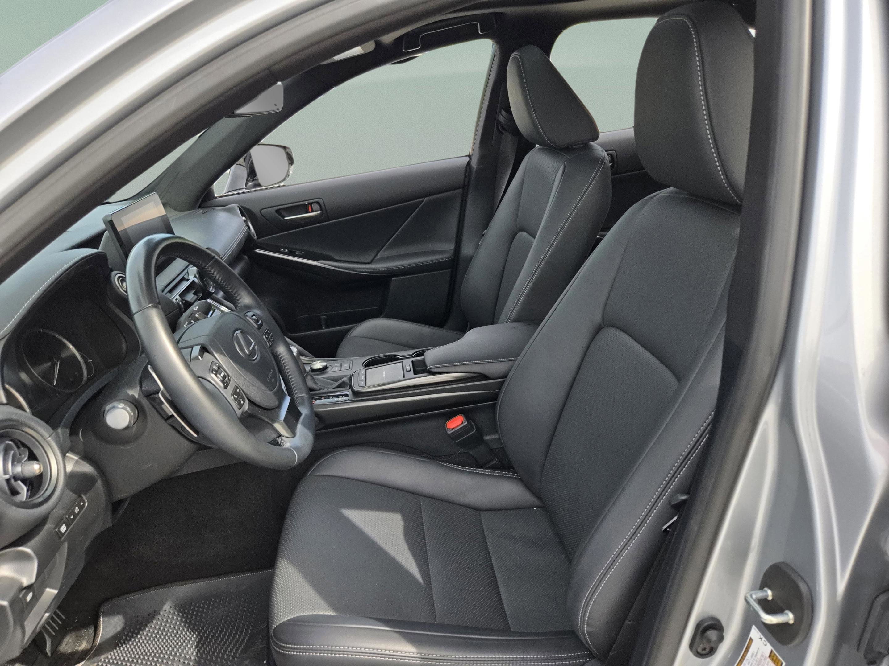 Certified 2024 Lexus IS 300 w/ Comfort Package RWD image 11
