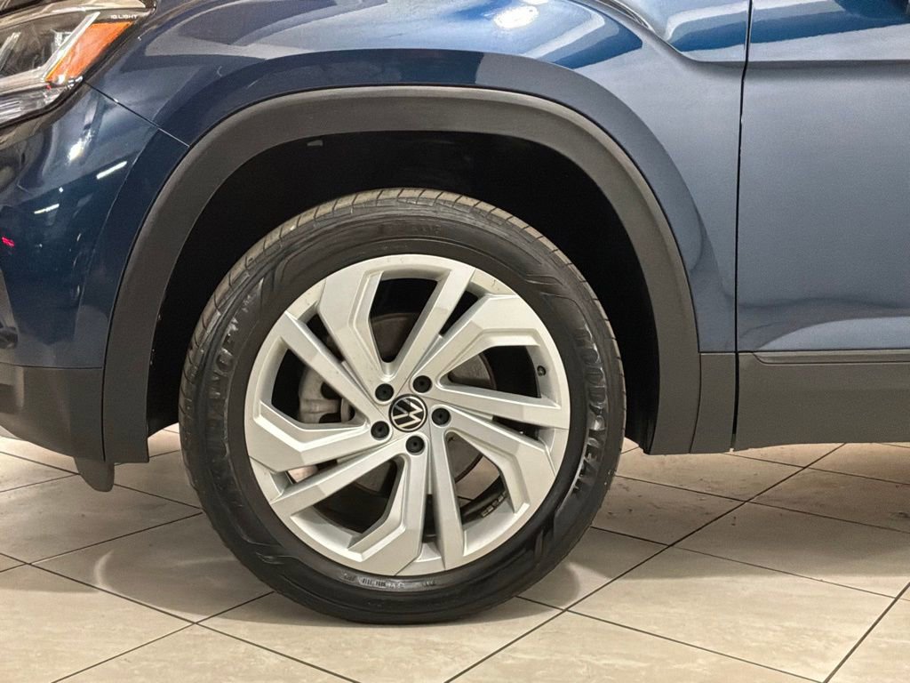 Used 2022 Volkswagen Atlas SE w/ Panoramic Sunroof Package image 16