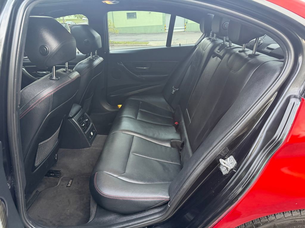 Used 2013 BMW 335i xDrive Sedan AWD/4WD image 22