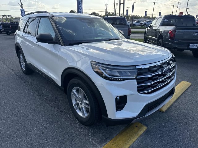 New 2026 Ford Explorer Active w/ Active Comfort Package RWD image 3