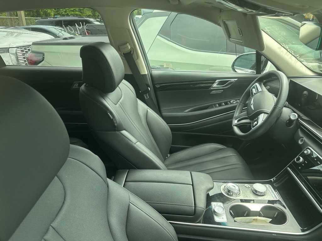 Used 2026 Genesis GV80 2.5T AWD/4WD image 8