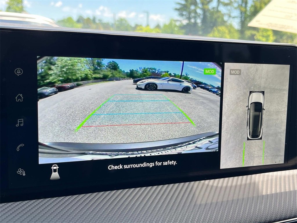 New 2025 Nissan Kicks SR image 24