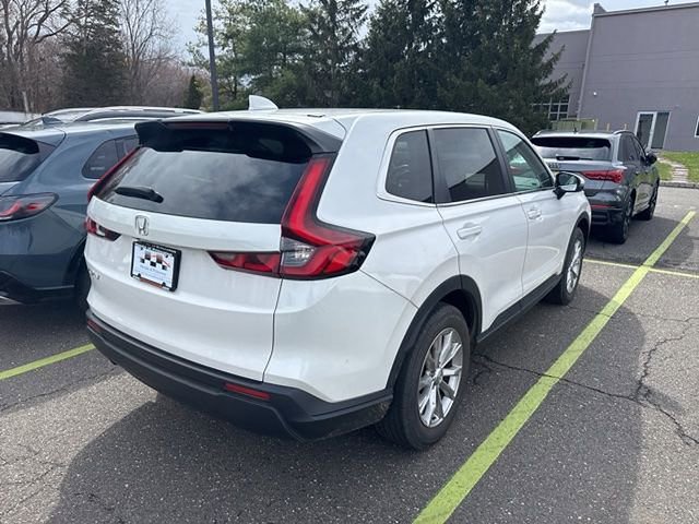 Used 2023 Honda CR-V EX image 5