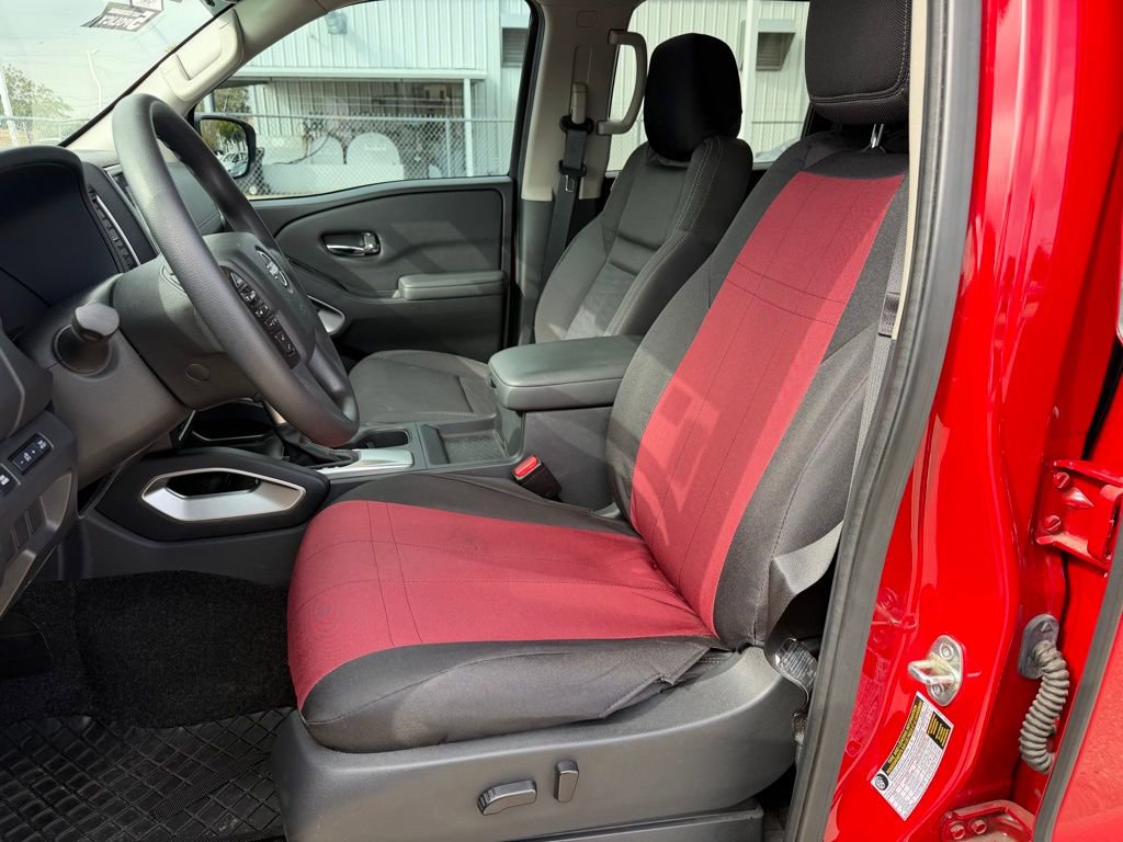 Used 2022 Nissan Frontier SV image 10