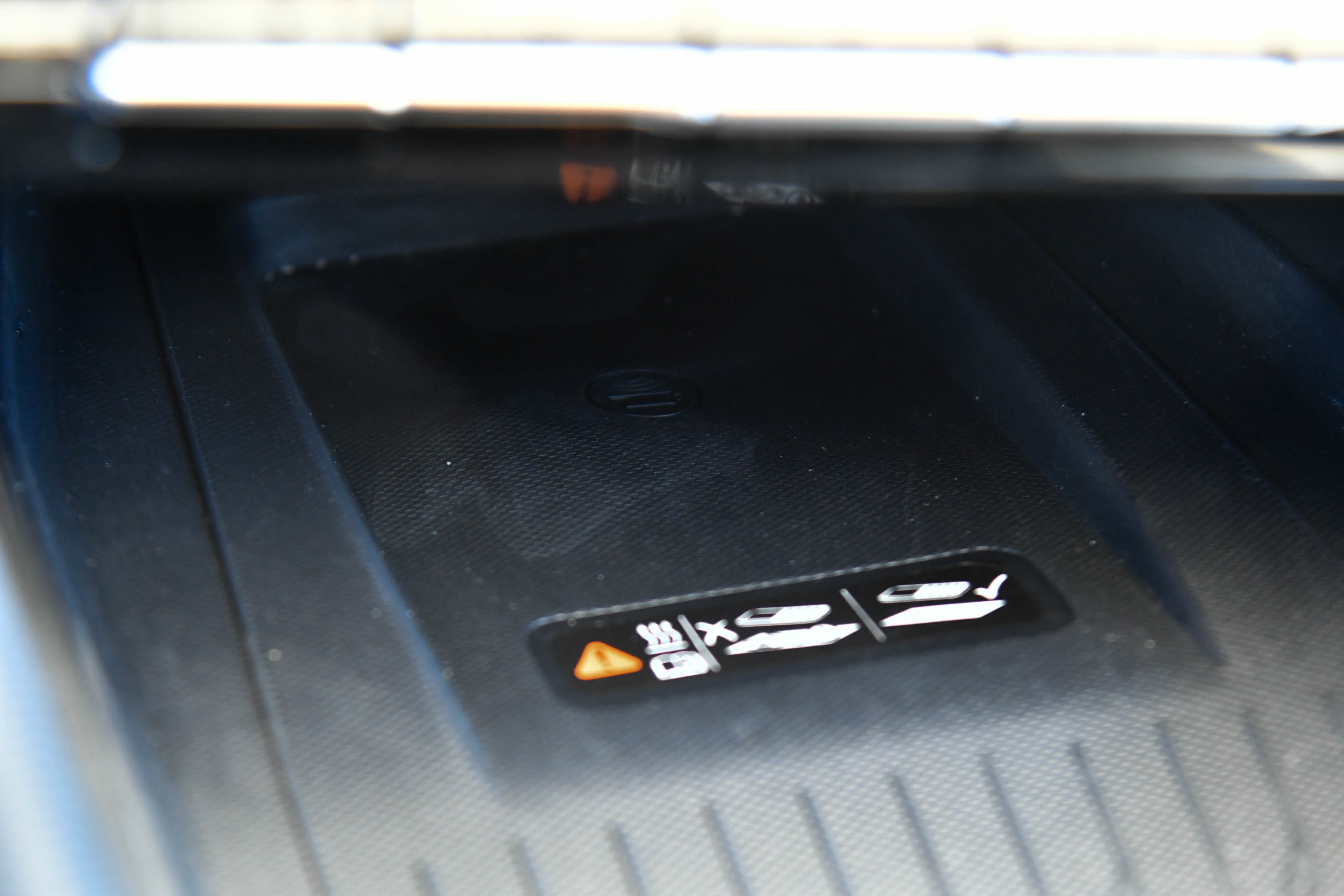 Used 2025 Chevrolet Equinox EV LT w/ Convenience Package image 35