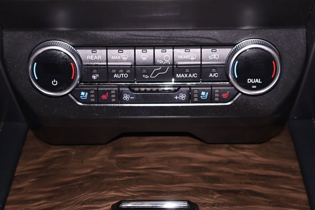 Certified 2021 Ford Expedition Platinum AWD/4WD image 38