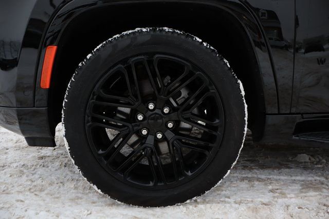 Used 2024 Jeep Wagoneer Series II w/ Convenience Group I image 30