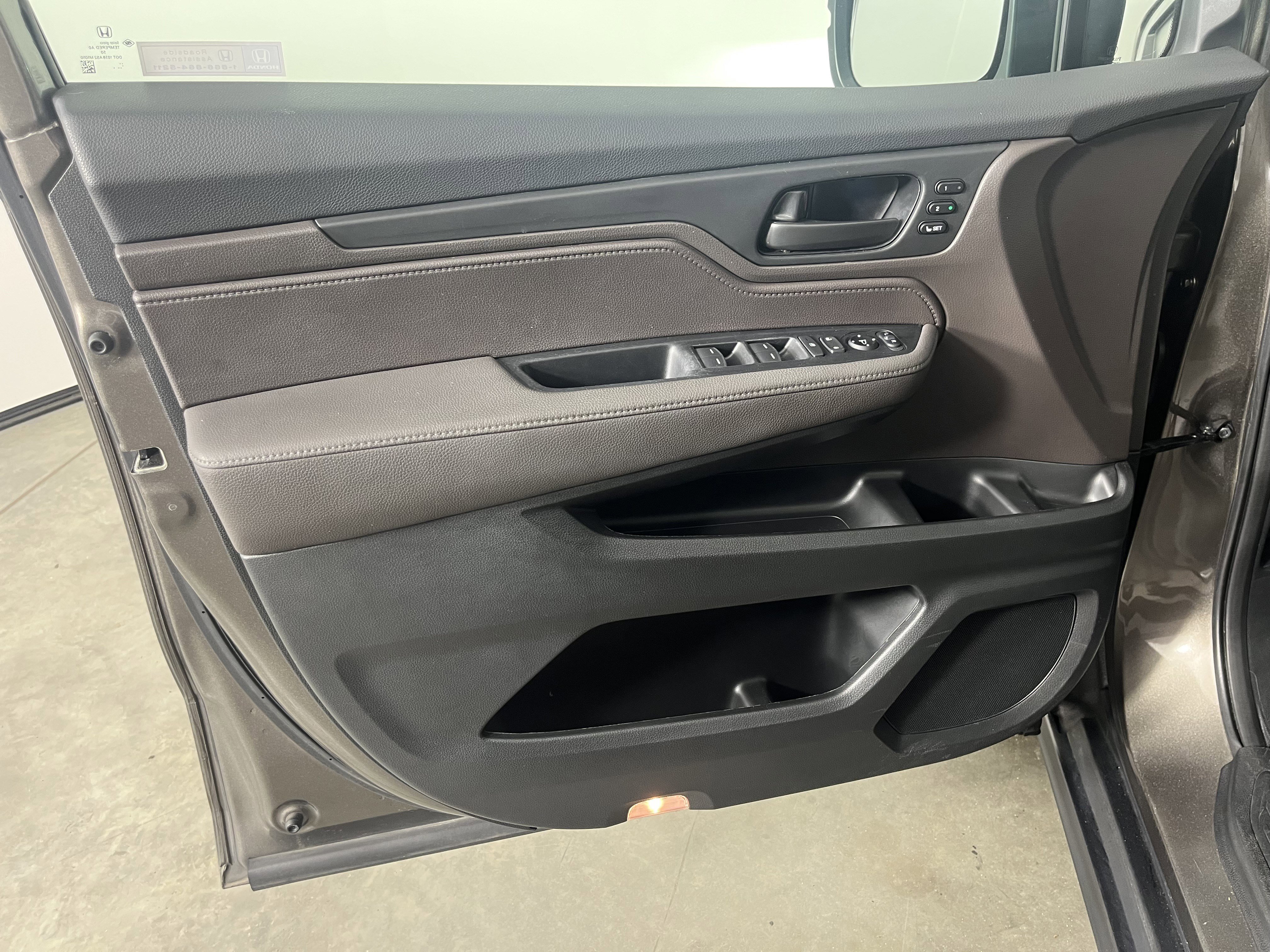 Used 2022 Honda Odyssey EX-L image 18