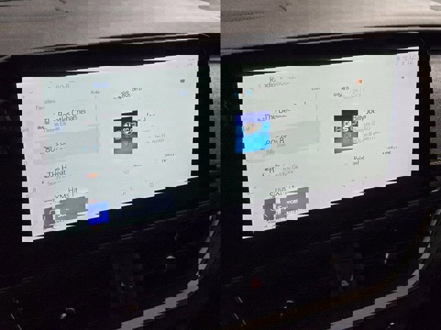 Certified 2025 Lexus UX 300h AWD w/ Accessory Package (P1) image 33