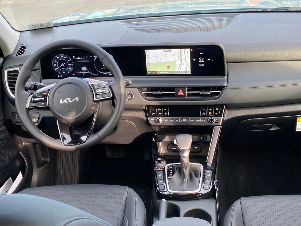 New 2026 Kia Seltos EX FWD image 24