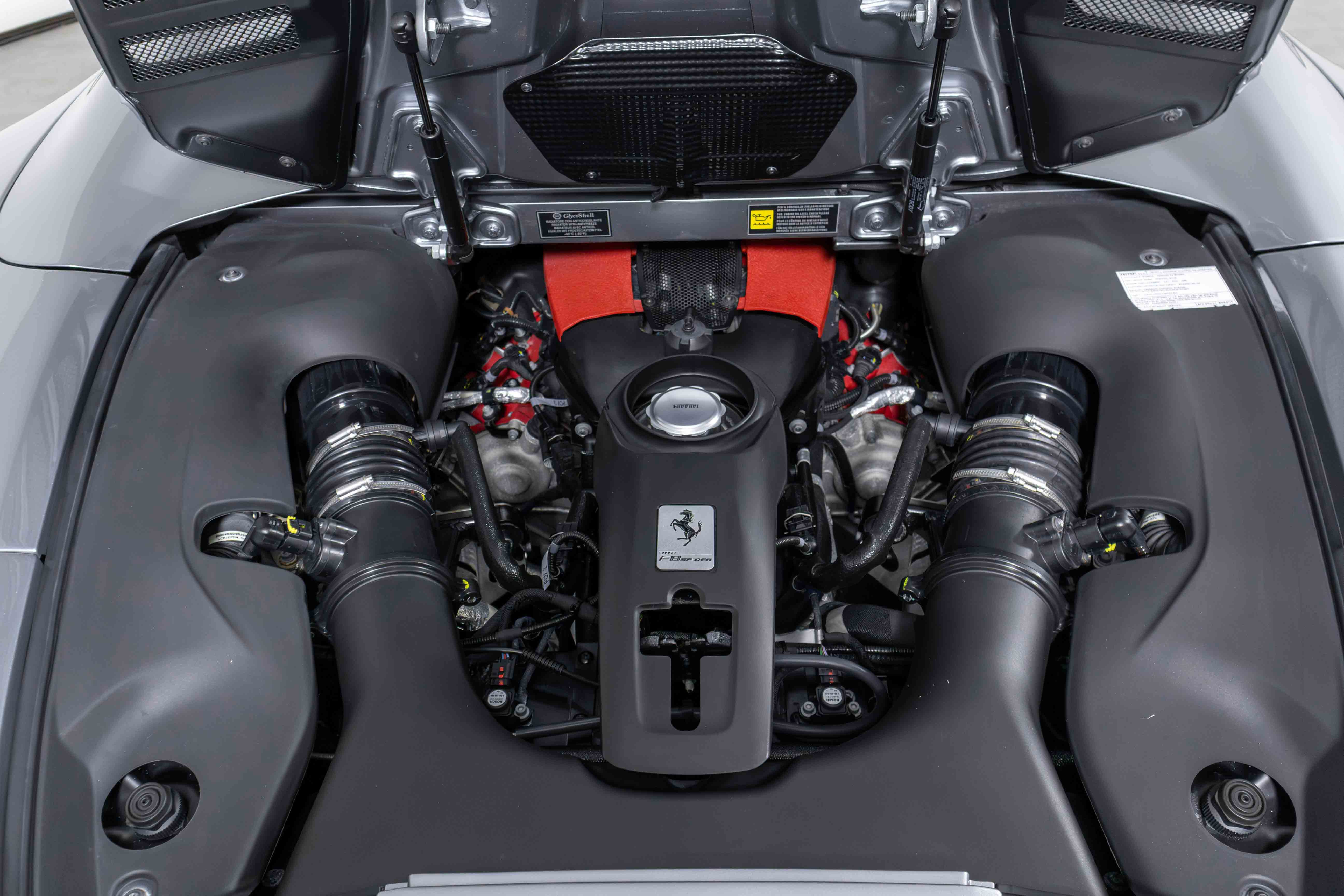 Used 2023 Ferrari F8 Tributo image 48