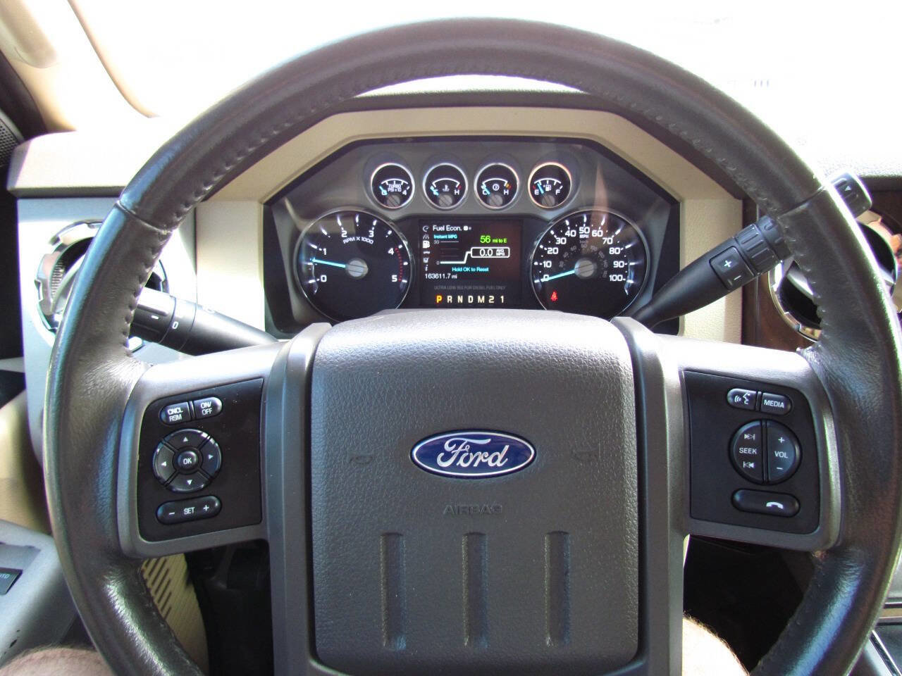 Used 2016 Ford F250 Lariat w/ Lariat Interior Package image 21
