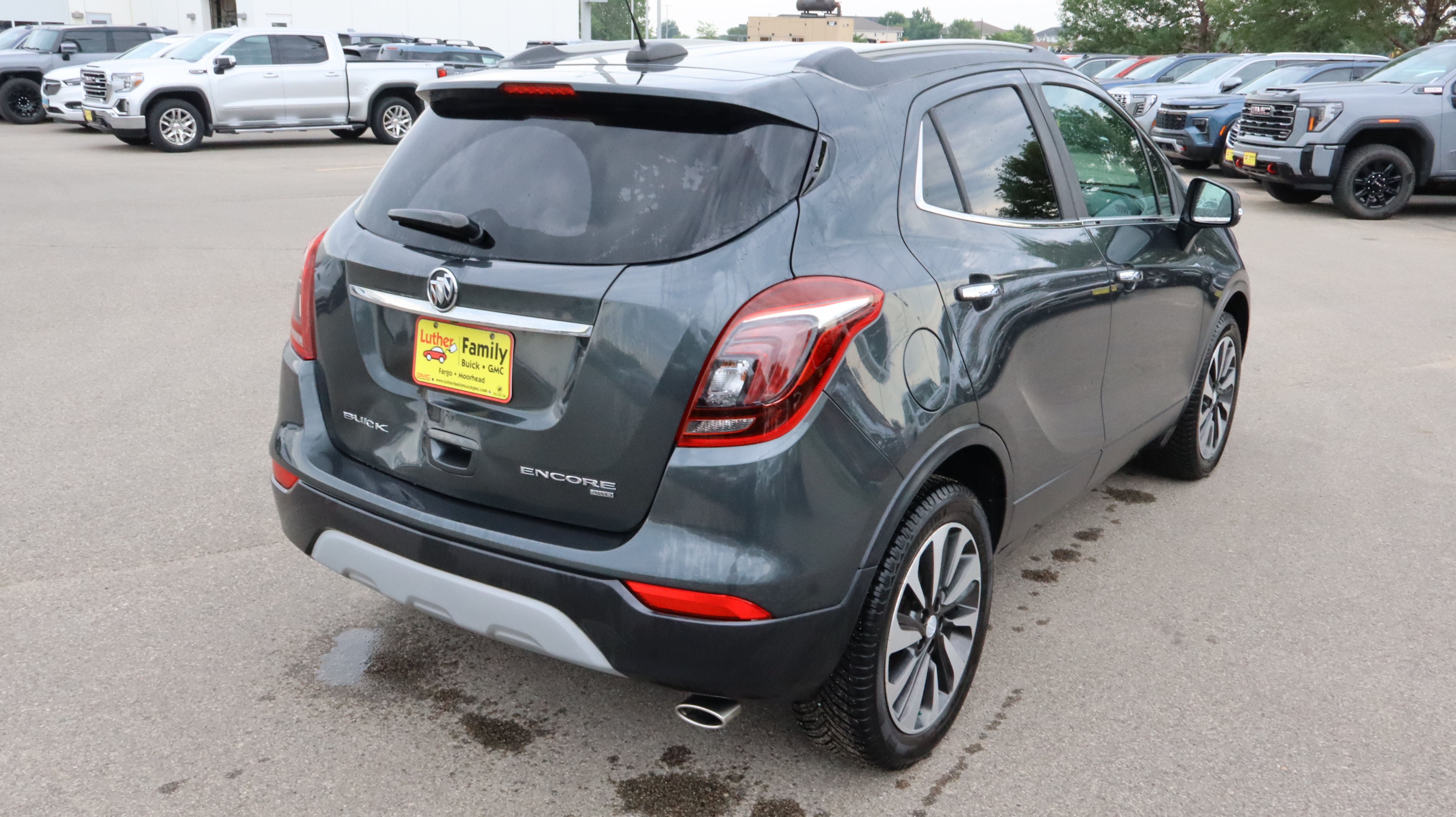 Used 2017 Buick Encore Essence AWD/4WD image 7