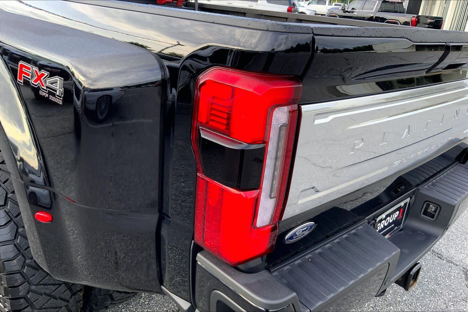 Used 2025 Ford F350 Platinum w/ Platinum Plus Package AWD/4WD image 27