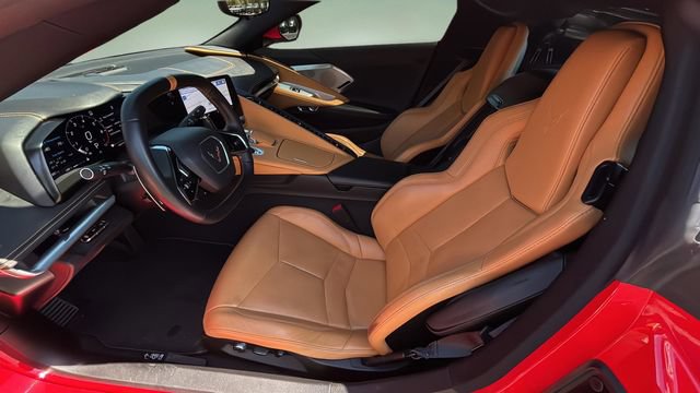 Used 2021 Chevrolet Corvette Stingray Preferred Cpe w/ Z51 Performance Package RWD image 18
