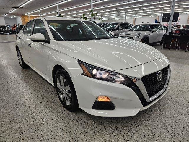 Used 2022 Nissan Altima 2.5 S FWD image 4