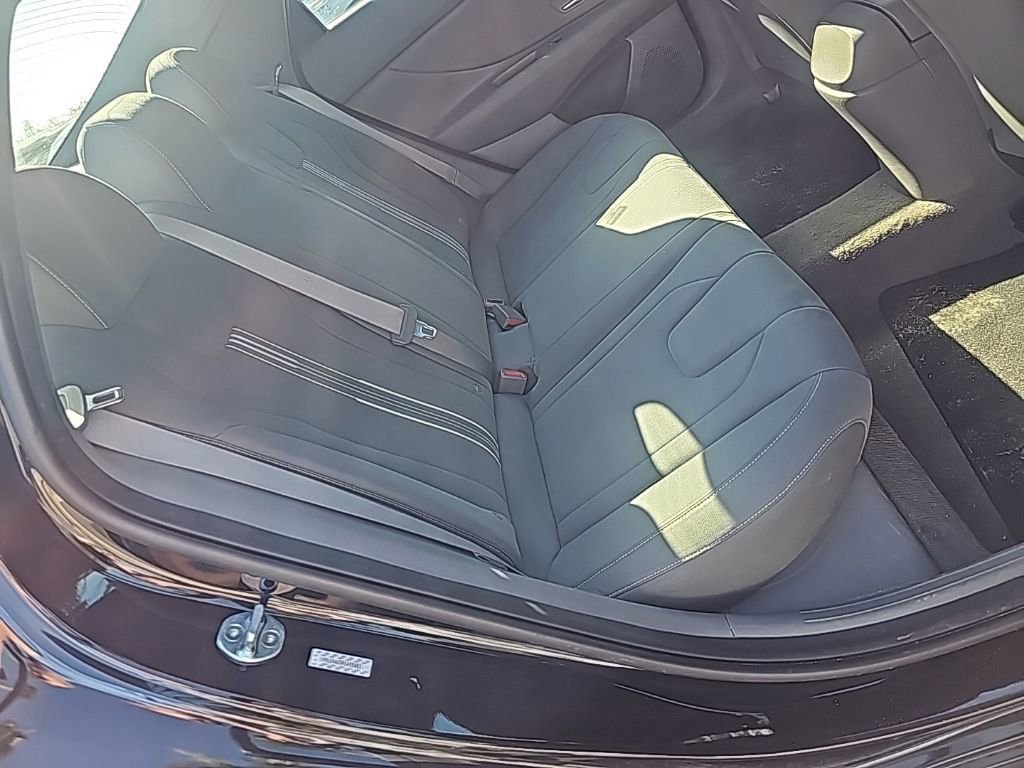 Used 2023 Hyundai Elantra SEL image 10